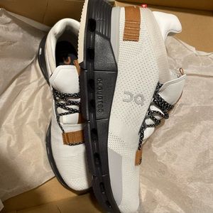 On cloud 9.5 brand new never worn